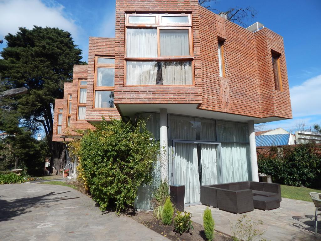 Hotel Aeropuerto Ezeiza Casa De Mr Monte Grande Luaran gambar
