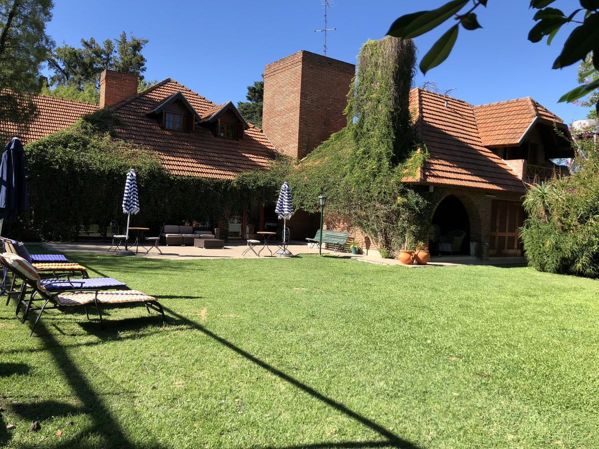 Hotel Aeropuerto Ezeiza Casa De Mr Monte Grande Luaran gambar